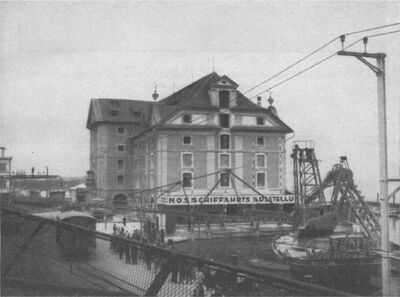 Das Kornhaus Rorschach im Zeichen der N.O.S.-Schifffahrtsausstellung 1933. Foto E. Glarner, Gossau