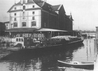 Hafen und Kornhaus Rorschach von Osten um 1905. Photo: Hans Labhart