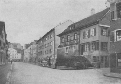 Das Trischli an der Hauptstrasse 97 in Roschach von Westen gesehen
